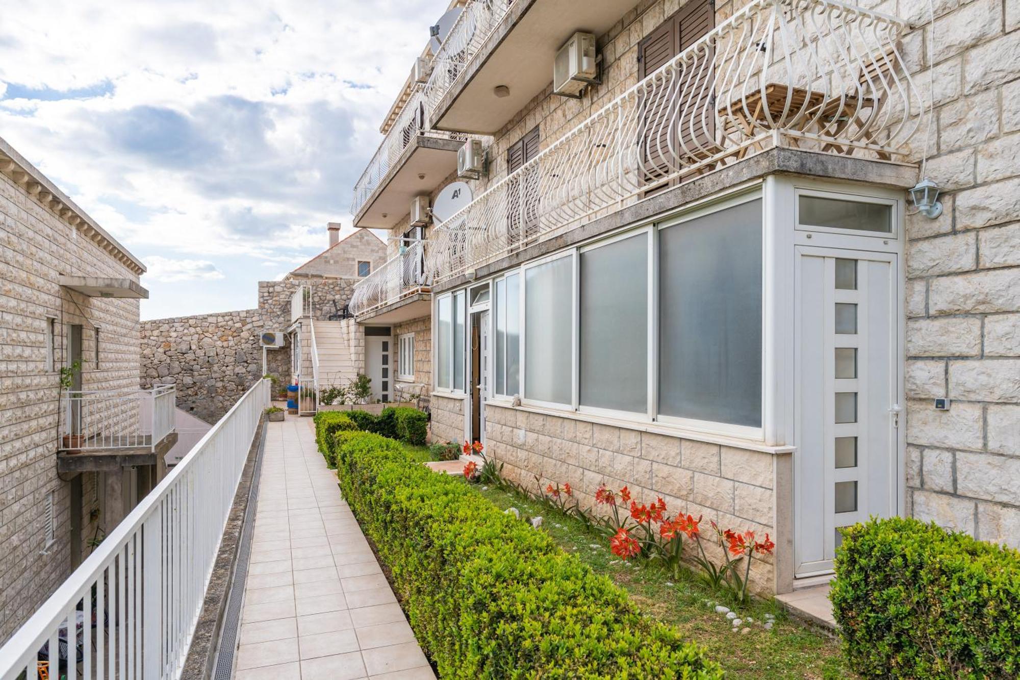 Apartment Srecko Дубровник Экстерьер фото
